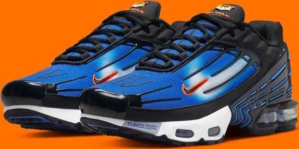 Кросівки Nike AIR MAX PLUS 3 синьо-чорно-жовтогарячі DR8588-400