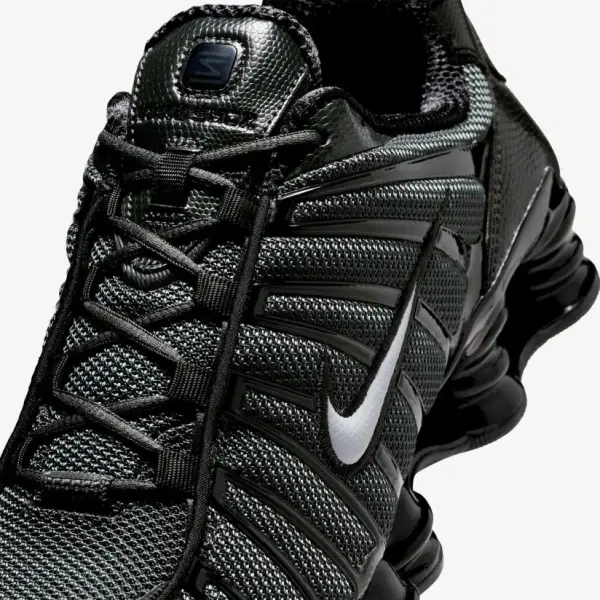 Кроссовки Nike SHOX TL черные IR5276-001