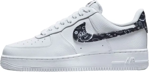 Кросівки жіночі Nike AIR FORCE 1 '07 ESSENTIAL біло-чорні DH4406-101