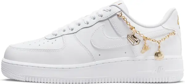 Кроссовки женские Nike AIR FORCE 1 '07 LX белые DD1525-100