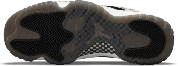 Кросівки жіночі Nike AIR JORDAN 11 чорно-бежеві AR0715-010