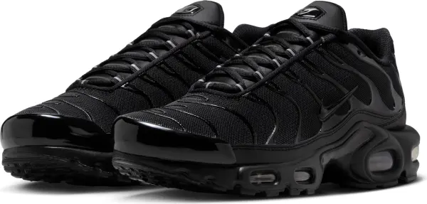 Кросівки жіночі Nike AIR MAX PLUS чорні DM2362-002