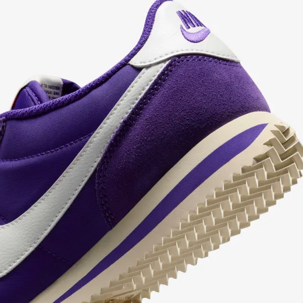 Кроссовки женские Nike CORTEZ TEXTILE фиолетово-белые DZ2795-500