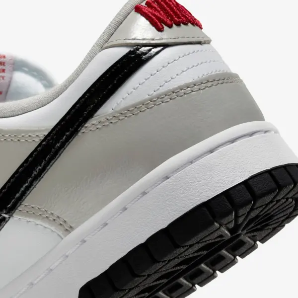 Кроссовки женские Nike DUNK LOW ESSENTIAL серо-бело-черные DQ7576-001