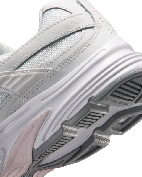 Кроссовки женские Nike INITIATOR светло-серо-сиреневые 394053-108
