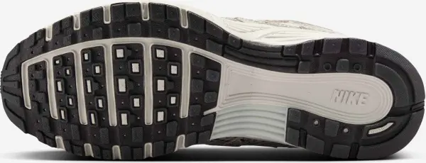 Кроссовки женские Nike P-6000 SE бежевые IH4451-002