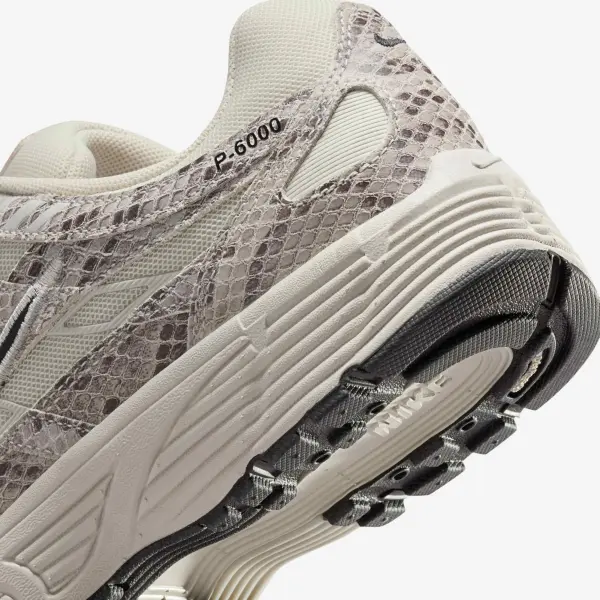 Кроссовки женские Nike P-6000 SE бежевые IH4451-002