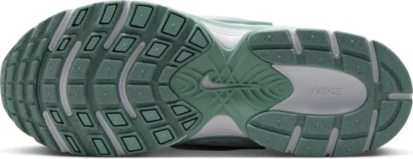 Кросівки жіночі Nike V5 RNR біло-м'ятні HQ7901-106