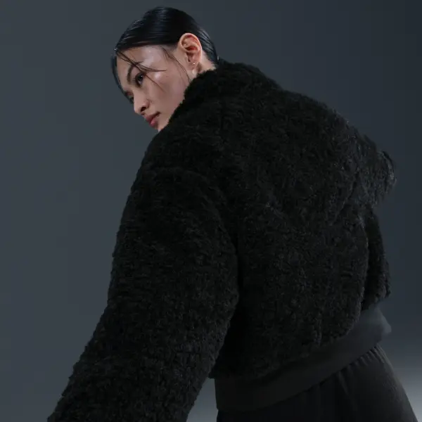 Куртка жіноча Nike SPORTSWEAR ESSENTIAL LOOSE BOMBER чорна HV2807-010