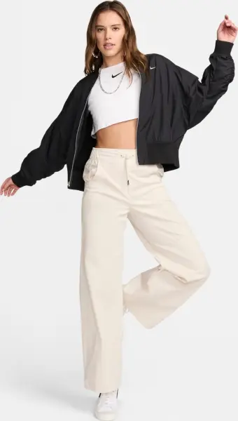 Куртка жіноча Nike SPORTSWEAR ESSENTIALS BOMBER чорна FN2839-010