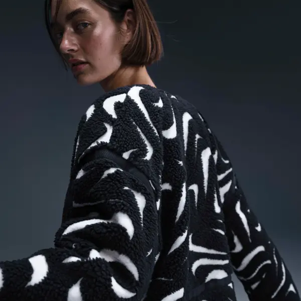 Куртка жіноча Nike SPORTSWEAR LOOSE HIGH-PILE чорно-біла FV8025-010