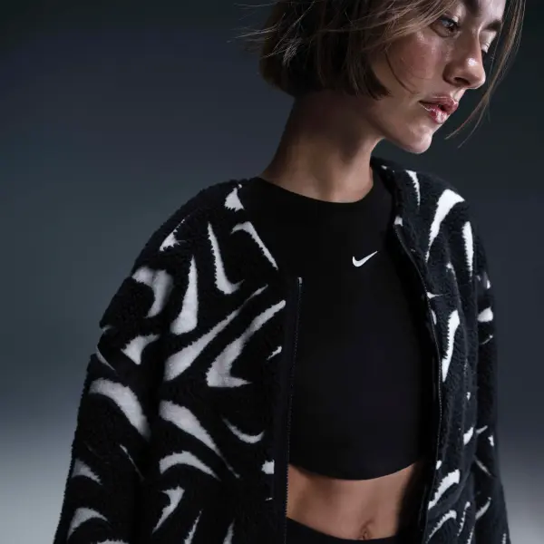 Куртка жіноча Nike SPORTSWEAR LOOSE HIGH-PILE чорно-біла FV8025-010