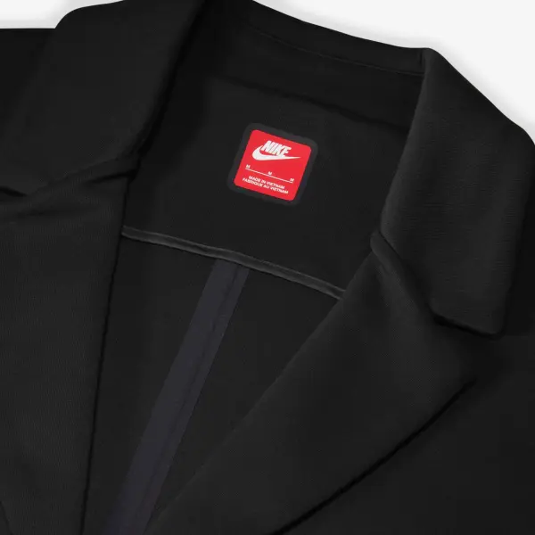 Пальто Nike SPORTSWEAR TECH FLEECE RE-IMAGINED LOOSE FIT TRENCH COAT чорне FN0601-010