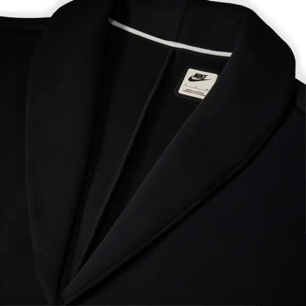 Пальто жіноче Nike SPORTSWEAR TECH FLEECE OVERSIZED DUSTER чорне FQ2602-010