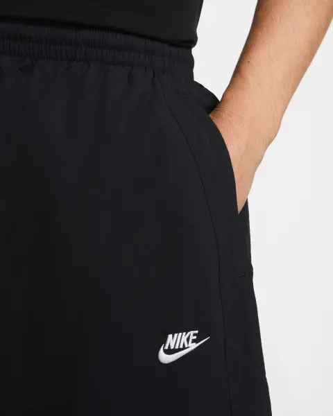Спортивні штани Nike CLUB OVERSIZED WOVEN чорні HQ6114-010