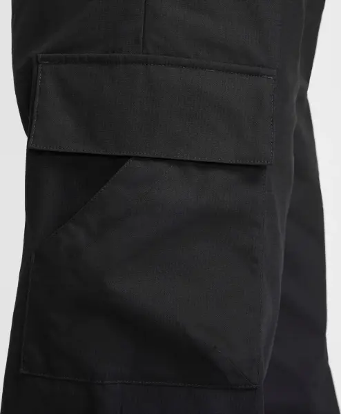 Спортивні штани жіночі Nike SPORTSWEAR EVERYTHING WOVENS MID-RISE CARGO чорні FV7643-010