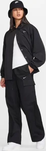 Спортивні штани жіночі Nike SPORTSWEAR EVERYTHING WOVENS MID-RISE CARGO чорні FV7643-010