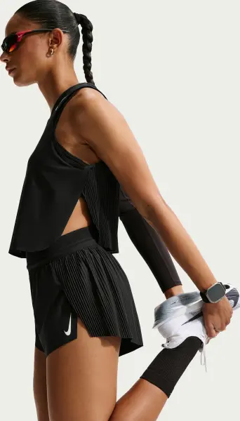 Топ для бігу жіночий Nike AEROSWIFT DRI-FIT ADV CROPPED чорний FN2713-010