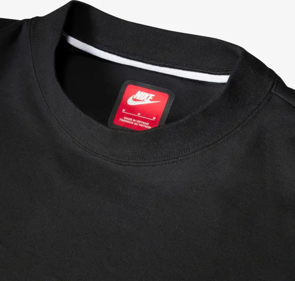 Футболка Nike SPORTSWEAR TECH FLEECE RE-IMAGINED OVERSIZED чорна FB8165-010