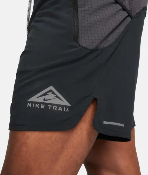 Шорти для бігу Nike TRAIL SECOND SUNRISE DRI-FIT 18CM BRIEF-LINED чорні FB4194-010