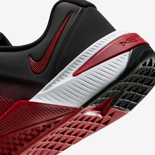 Кроссовки для тренировок Nike METCON 10 черно-красные HJ1875-001