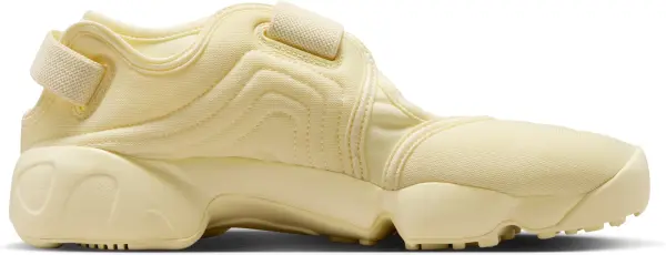 Кросівки жіночі Nike AIR RIFT жовті IV6058-700