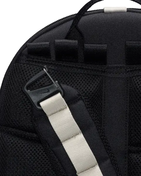 Рюкзак Nike ACG DAYMAX 25L черно-темно-серый HJ8178-010