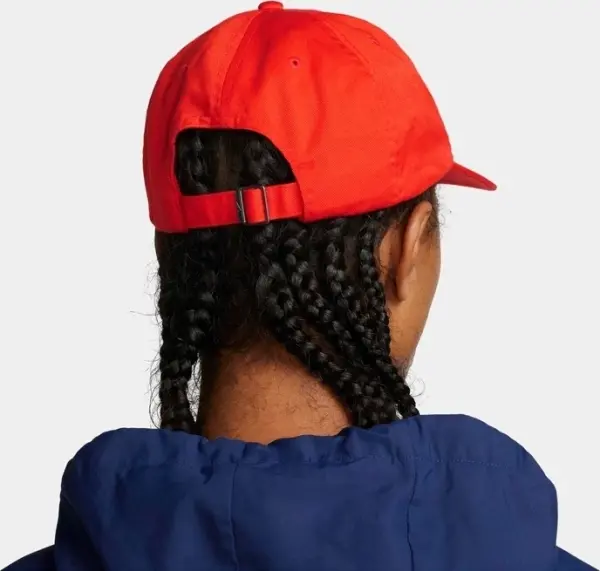 Кепка Nike CLUB UNSTRUCTURED FLAT-BILL CAP червона FN4405-633