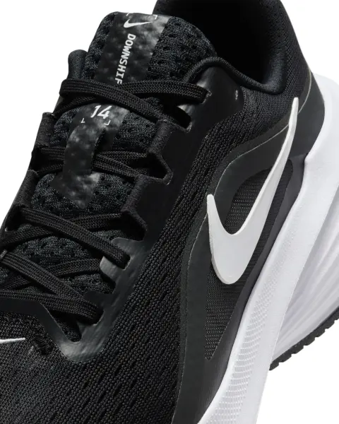 Кросівки бігові жіночі Nike DOWNSHIFTER 14 чорно-білі IB1899-002
