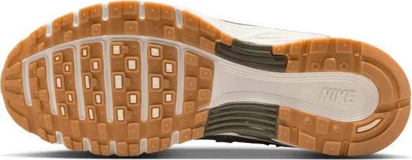 Кросівки жіночі Nike P-6000 бежево-оливкові BV1021-016