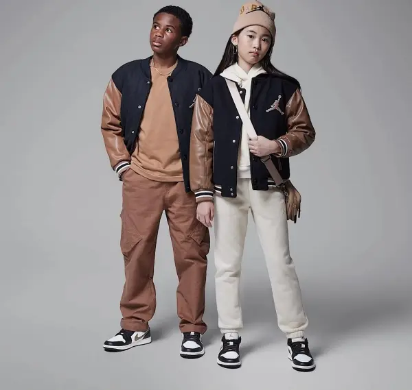 Куртка підліткова Nike JORDAN VARSITY чорно-коричнева 95D197-X1I