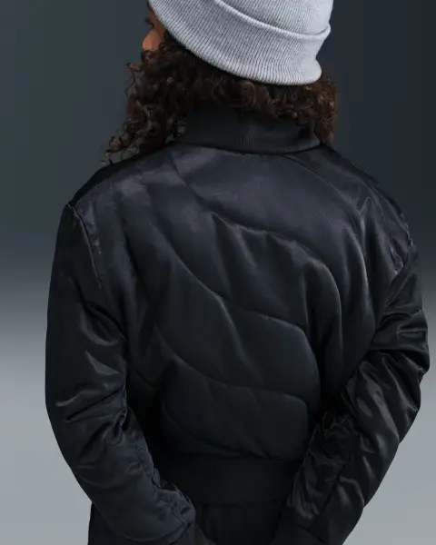 Куртка підліткова Nike SPORTSWEAR чорна HQ9375-010