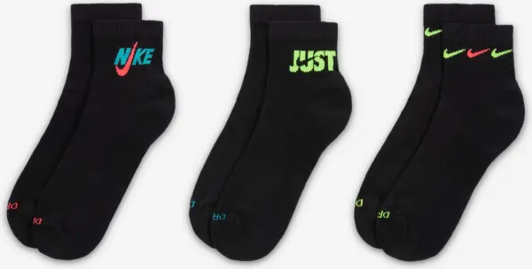 Шкарпетки Nike EVERYDAY PLUS CUSHIONED TRAINING ANKLE чорні (3 пари) DH3827-910