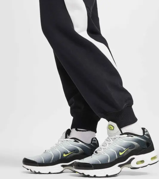 Спортивні штани підліткові Nike AIR FLEECE чорно-білі HF8811-010