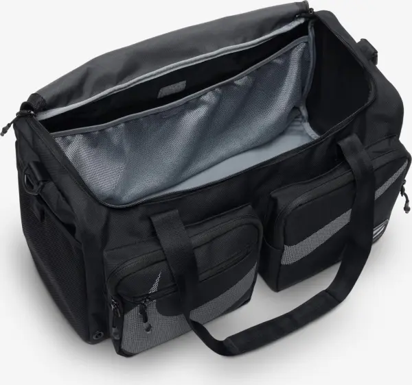 Сумка спортивная Nike UTILITY POWER 2.0 SMALL 31L черная HF0654-010