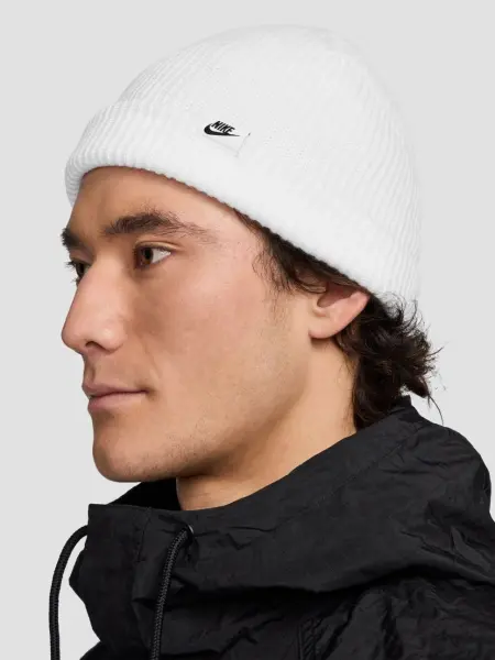 Шапка Nike TERRA FUTURA365 SHORT-CUFF BEANIE біла HF0176-100