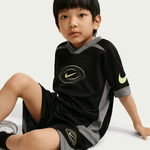 Комплект літній дитячий Nike DRI-FIT SWOOSH LOVE чорно-сіро-лаймовий 86N944-023