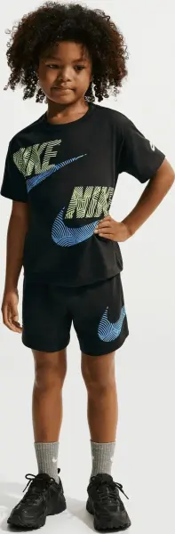 Комплект літній дитячий Nike SPORTSWEAR IN THE ZONE RELAXED JERSEY чорно-лаймово-блакитний 86N737-023