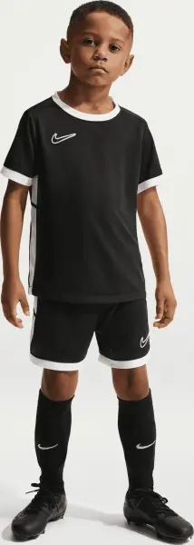 Комплект футбольной формы детский Nike DRI-FIT ACADEMY черно-белый 86M850-023