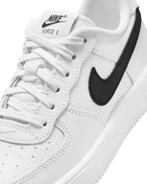 Кросівки дитячі Nike FORCE 1 LOW TECH (PS) біло-чорні IR3995-100