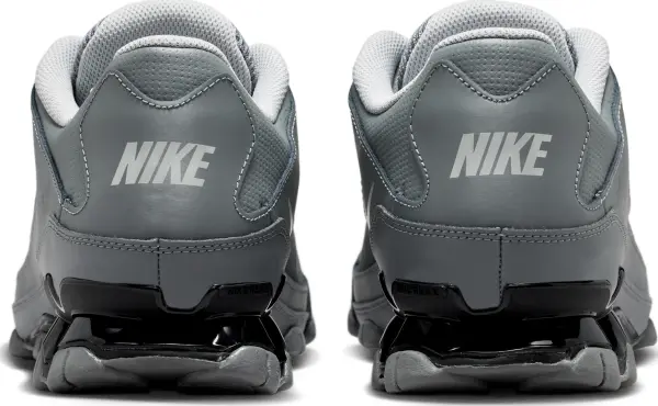 Кроссовки для тренировок Nike REAX 8 TR темно-серо-черные 621716-040