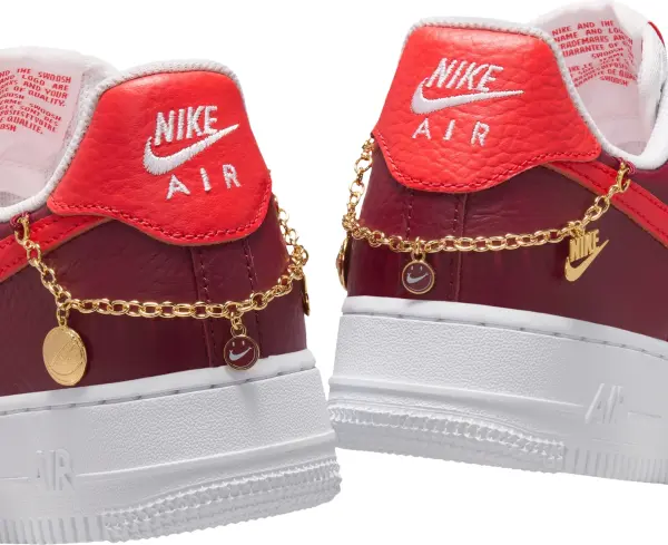 Кросівки жіночі Nike AIR FORCE 1'07 біло-бордово-червоні IR0872-101