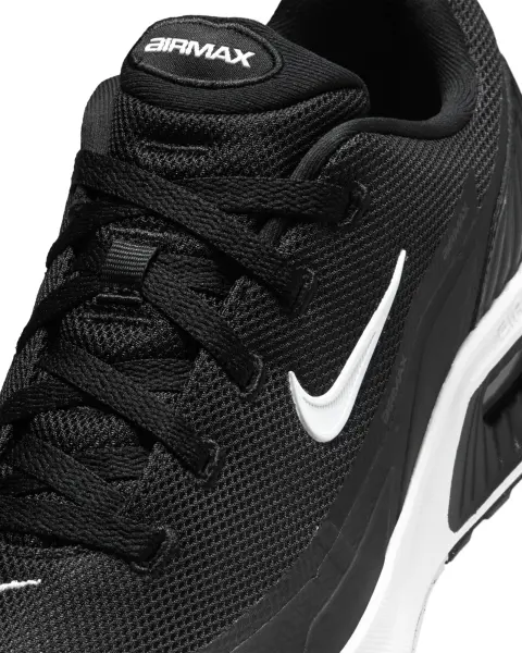 Кросівки жіночі Nike AIR MAX BIA чорно-білі IO9414-003