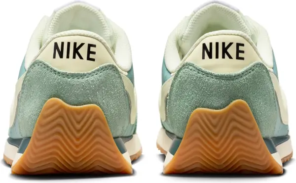 Кросівки жіночі Nike PACIFIC зелено-кремові HM4771-001