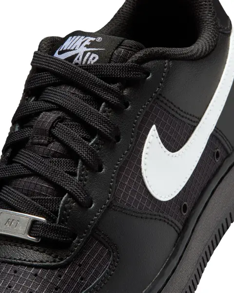 Кросівки підліткові Nike AIR FORCE 1 TECH (GS) чорно-білі IR3992-001