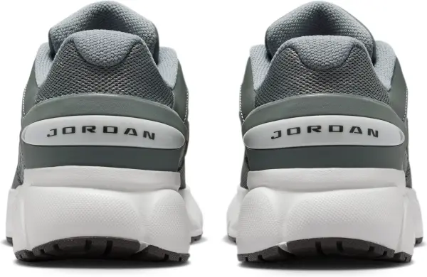 Кросівки підліткові Nike JORDAN TRUNNER FLOW (GS) сірі IQ7693-001
