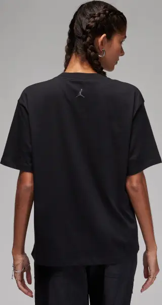 Футболка женская Nike JUMPMAN GRAPHIC черная FD7244-010