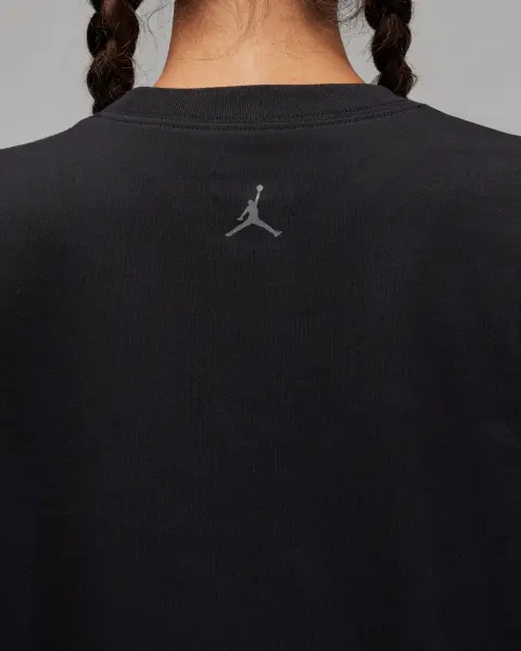 Футболка женская Nike JUMPMAN GRAPHIC черная FD7244-010