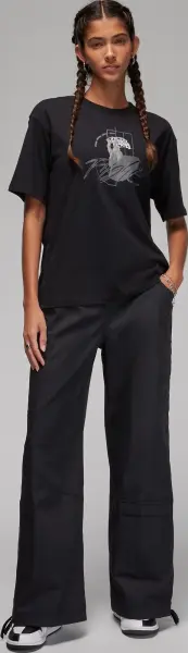 Футболка женская Nike JUMPMAN GRAPHIC черная FD7244-010