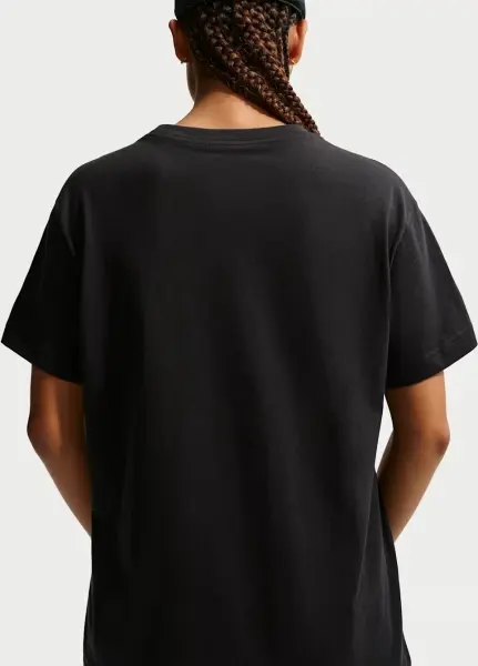 Футболка женская Nike SPORTSWEAR CLASSIC OVERSIZED черная IR7888-010